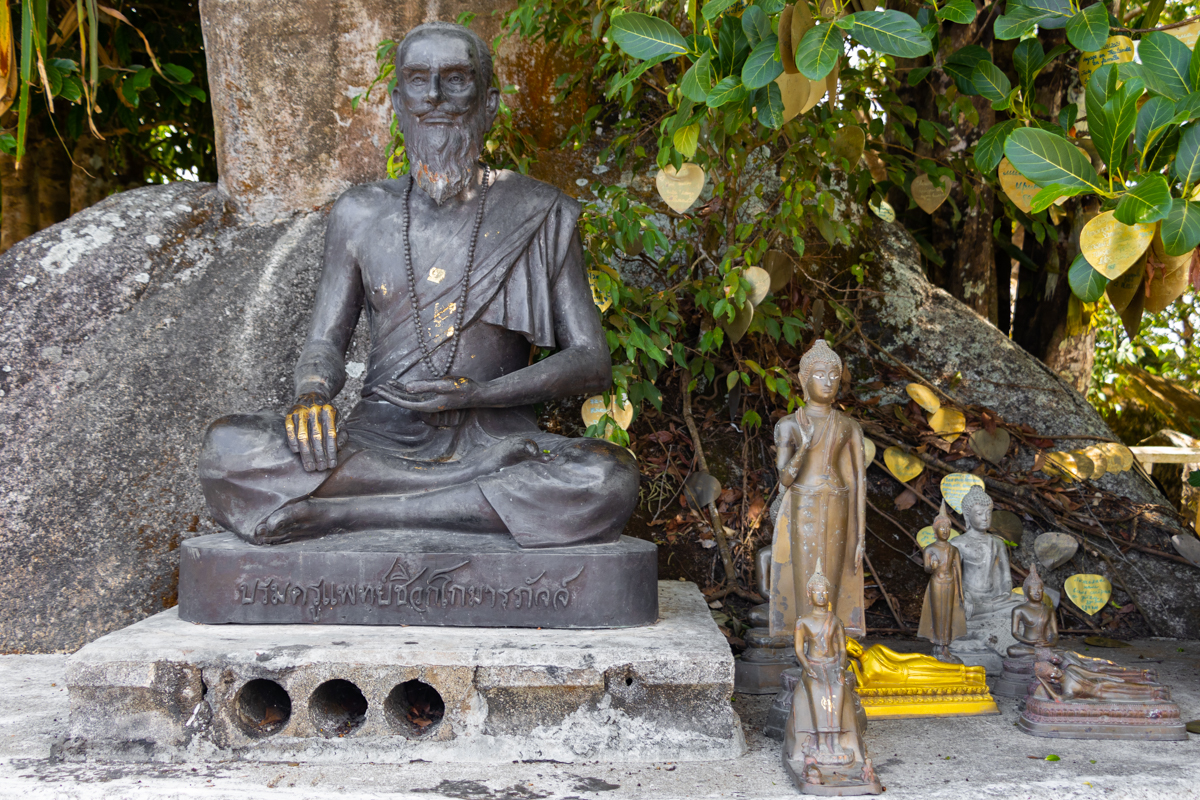 Vue de l'autel au Big Buddha